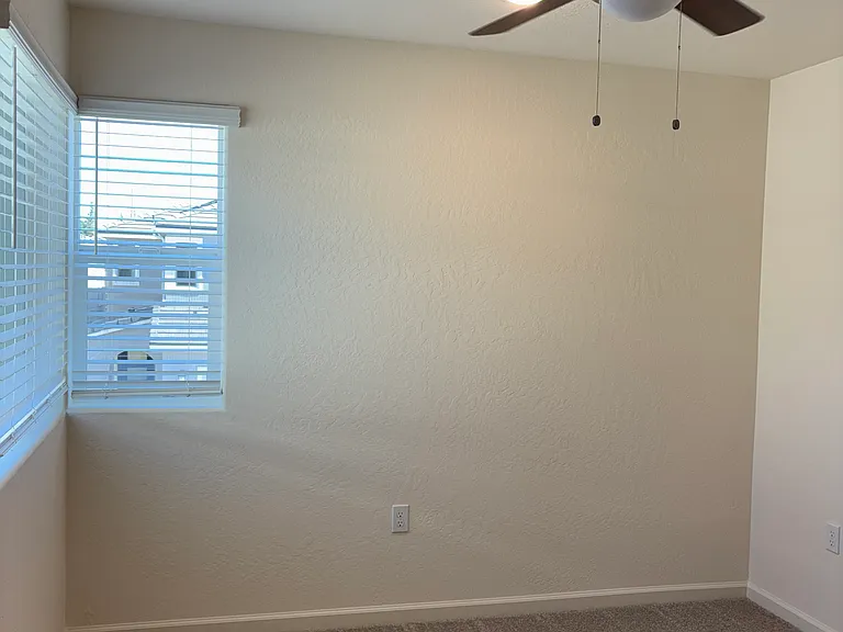 1538 Redbrick Ln — Photo 12