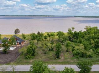 9349 W Shoreline Dr, Kemp, TX 75143