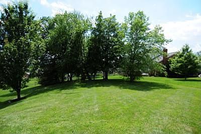 2nd image of 1877 Mountainview Ct