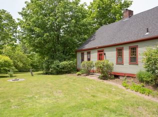 10 Leathers Ln, Dover, NH 03820