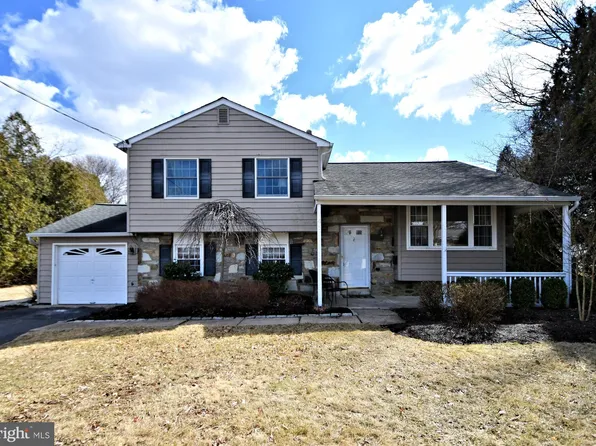 48 Valley View Rd, Chalfont, PA 18914