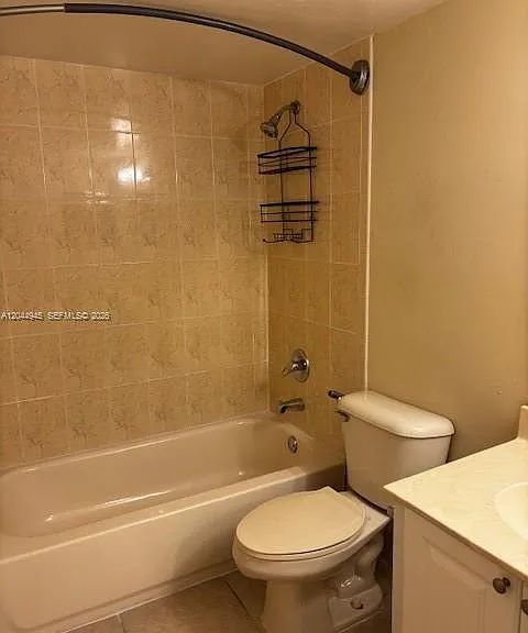 731 N Pine Island Rd #305 — Photo 12