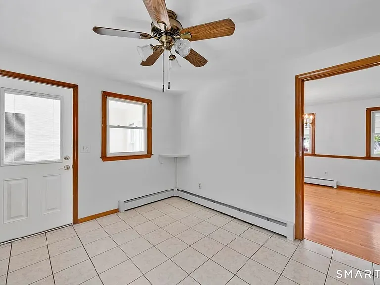 49 Schaffer Dr — Photo 17