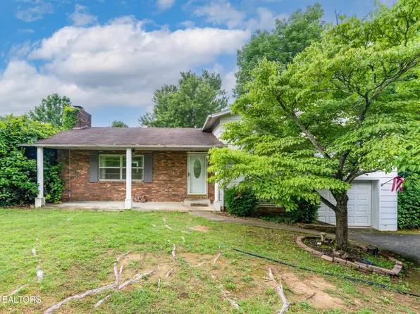 4781 Dogwood Ln, Strawberry Plains, TN 37871