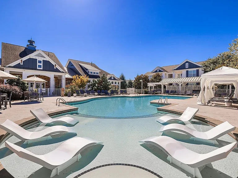 Bell Lake Norman — Photo 10