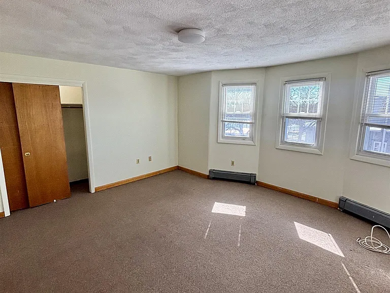 569 Somerville Ave #2 — Photo 5