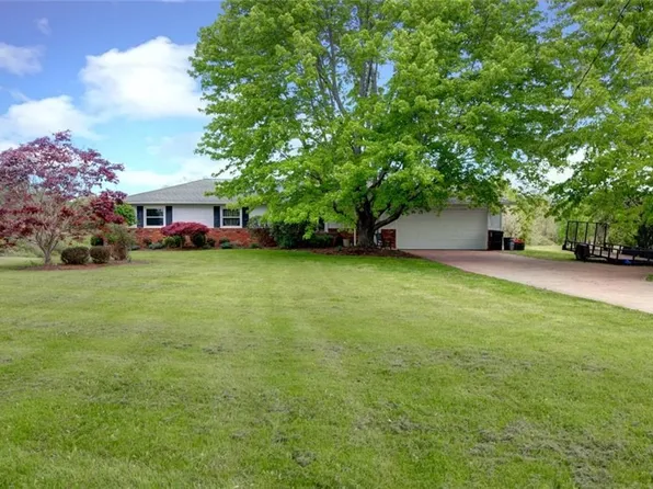 3567 S Ridge Rd, Perry, OH 44081