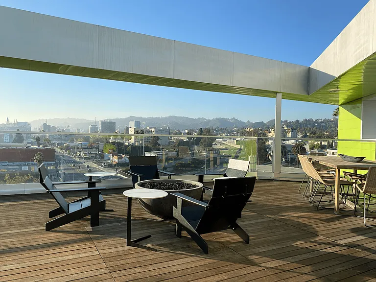 Fusion Hollywood - Rooftop Deck