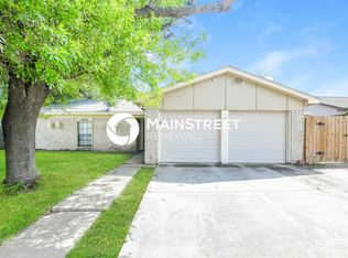 617 Park Center Blvd, Saginaw, TX 76179