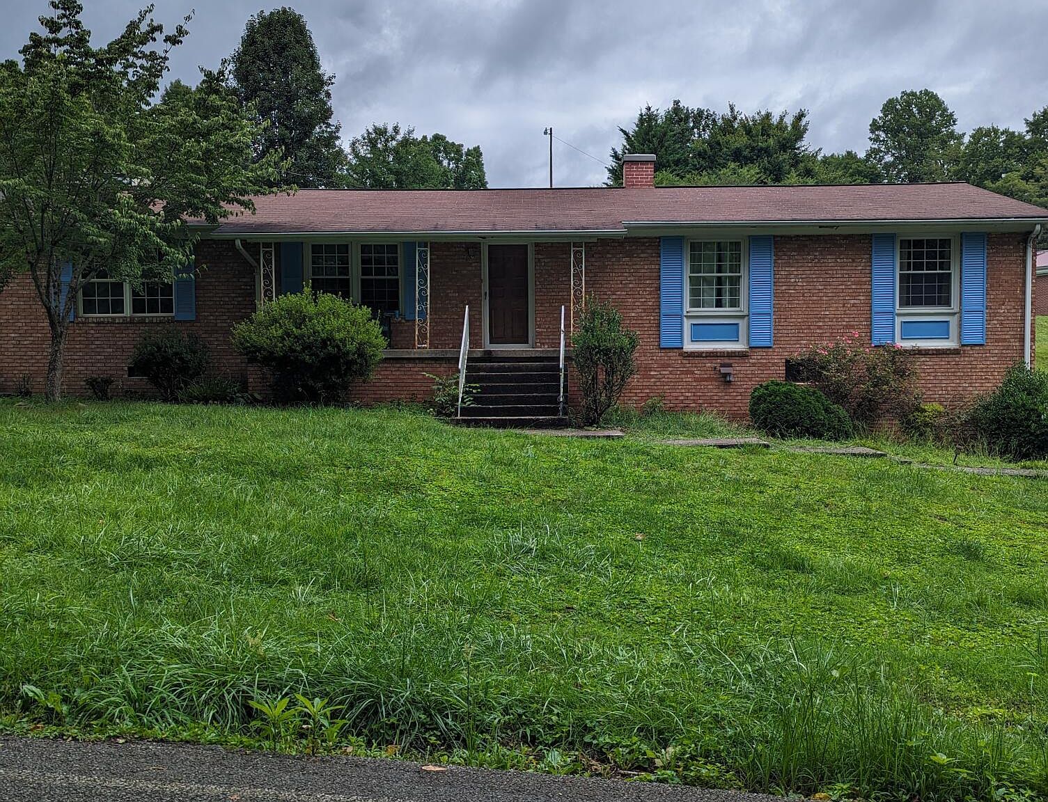 215 S 15th St, Middlesboro, KY 40965 MLS 1235887 Zillow