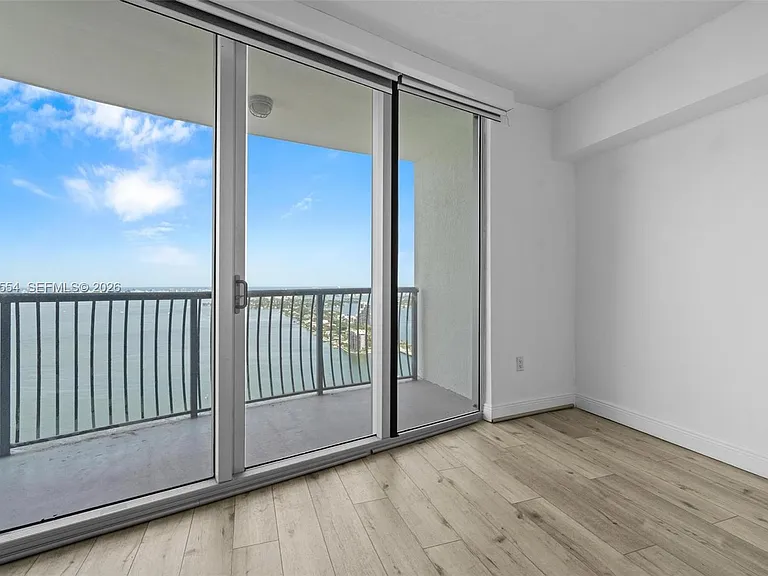1750 N Bayshore Dr #4901 — Photo 27