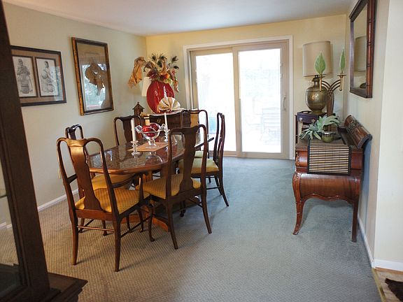 DINING ROOM WITH DECK ACCESS