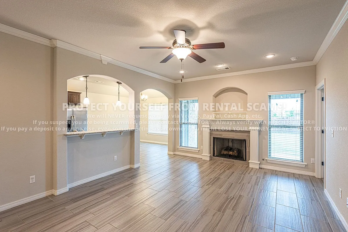Building Photo - 4636 W Croft Dr