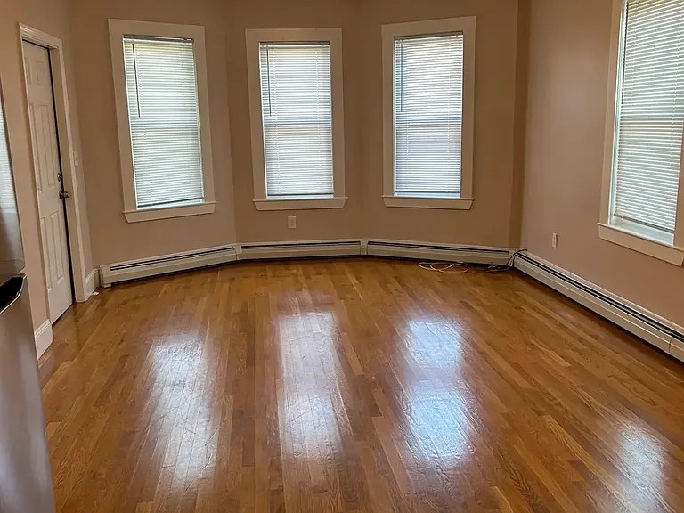 43 Savin Ave #1 — Photo 4