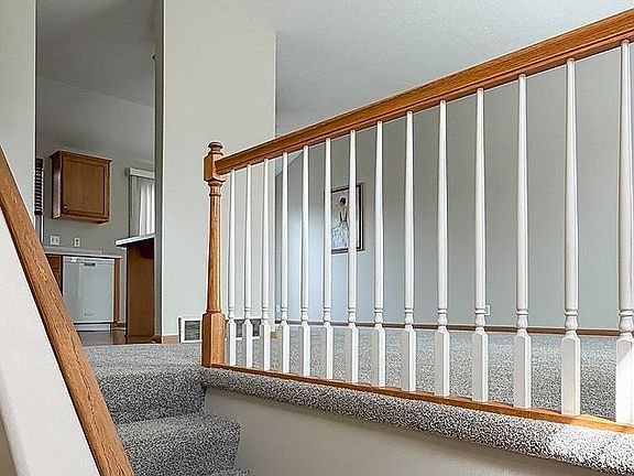 3rd image of 1138 Devon Dr