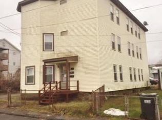 7 Wellington St, Webster, MA 01570