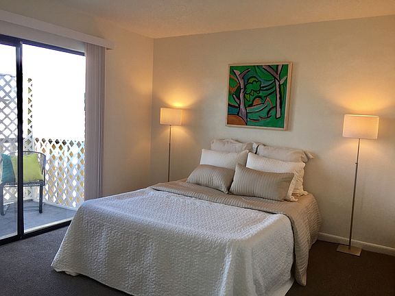 3rd image of 3719 W Wisconsin Ave APT 11