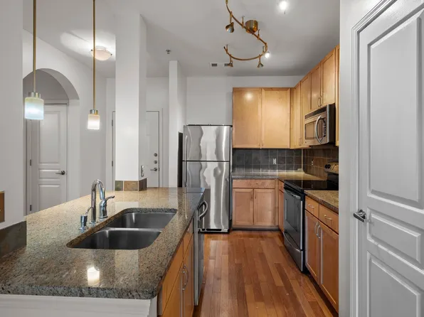 3000 Vanderbilt Pl APT 221, Nashville, TN 37212