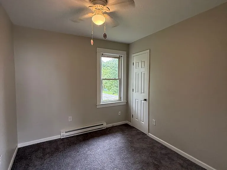 1201 Stafford Ave — Photo 8