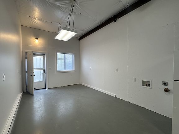 2nd image of 111 N 19th St #1/2