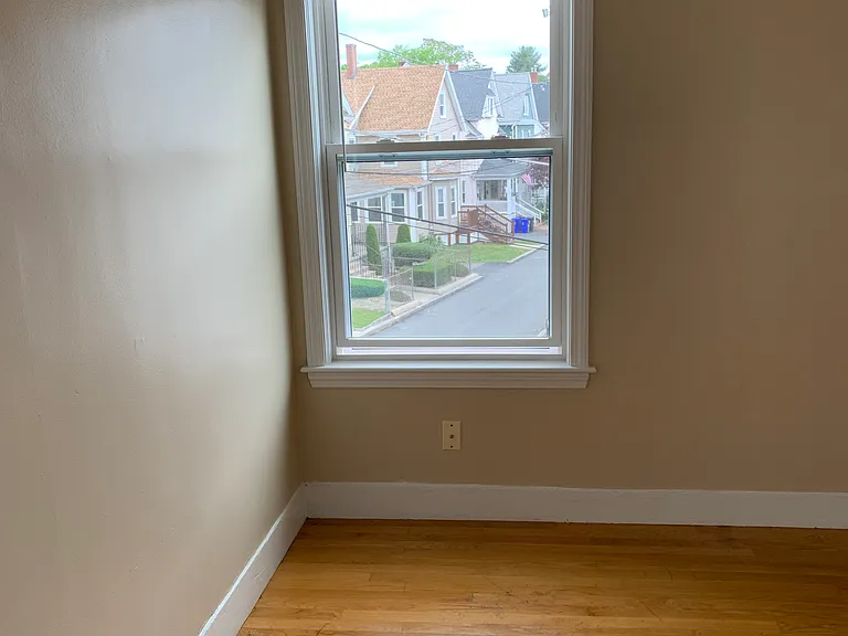 175 Washington St #2 — Photo 3
