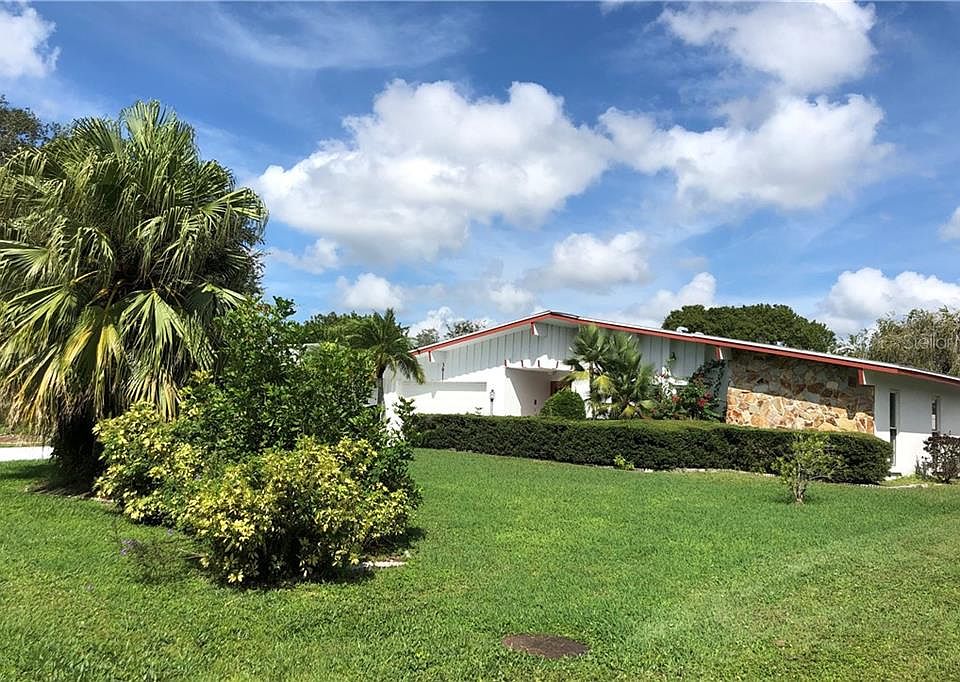 2nd image of 3913 Calliandra Dr