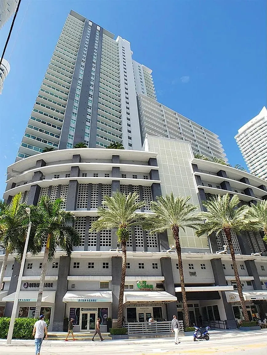 2 bed, 1322 sqft, $3,600 — Photo 2