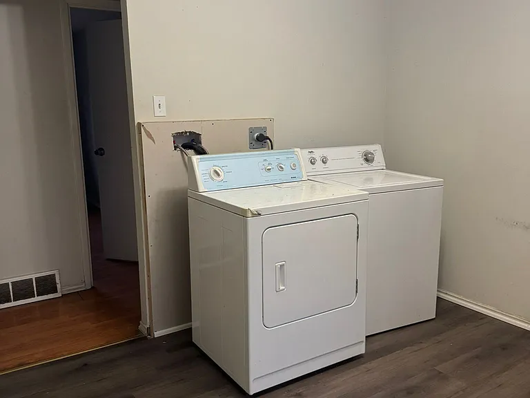 58 Burns Dr — Photo 10