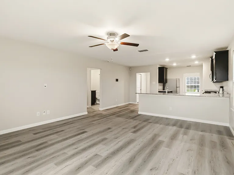 15027 Harbor Lndg — Photo 5
