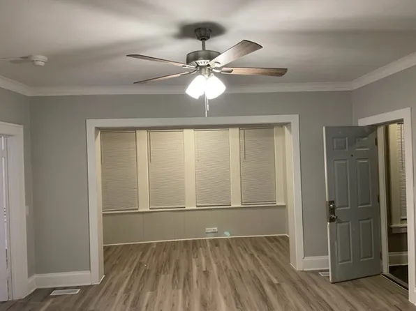 1002 W Russell St #B, Peoria, IL 61606