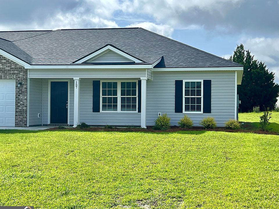 1st image of 157 Callaway Cres