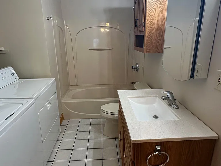 146 Harrington Ave — Photo 16