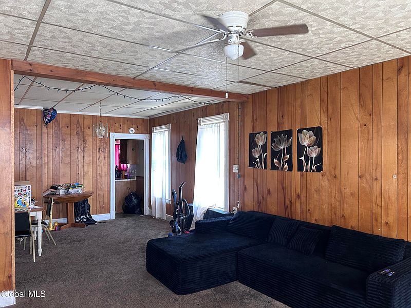 4th image of 2311 Guilderland Avenue