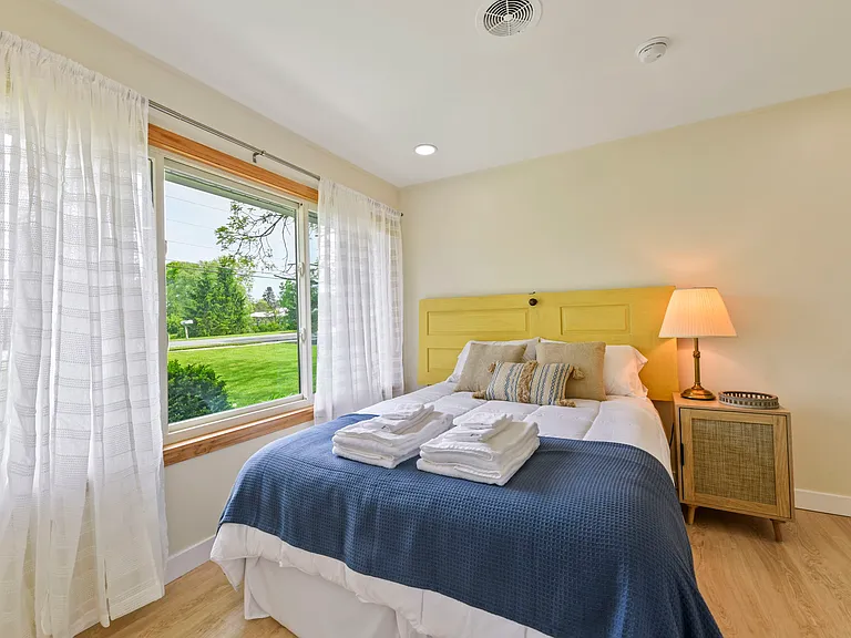 719 Hanshaw Rd #2 — Photo 24