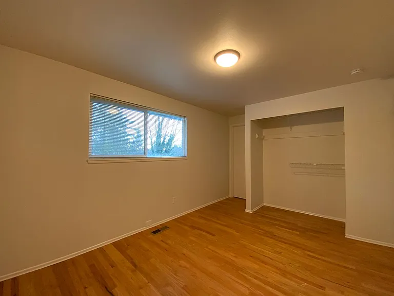 1628 202nd Pl SW — Photo 12