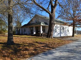 3550 Shady Grove Rd, Paris, TN 38242