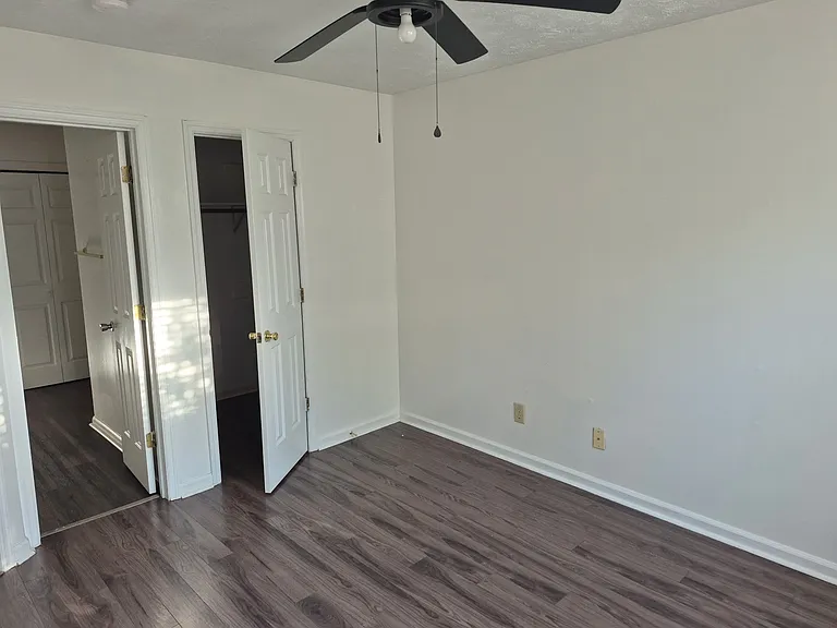 1004 Brookhollow Dr #2 — Photo 8
