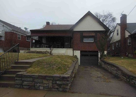 1st image of 3126 Glenmore Ave