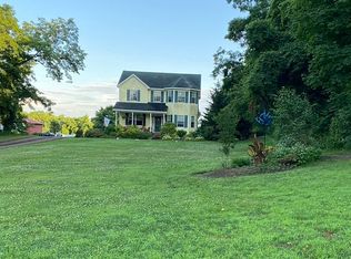 162 Monmouth Rd, Wrightstown, NJ 08562