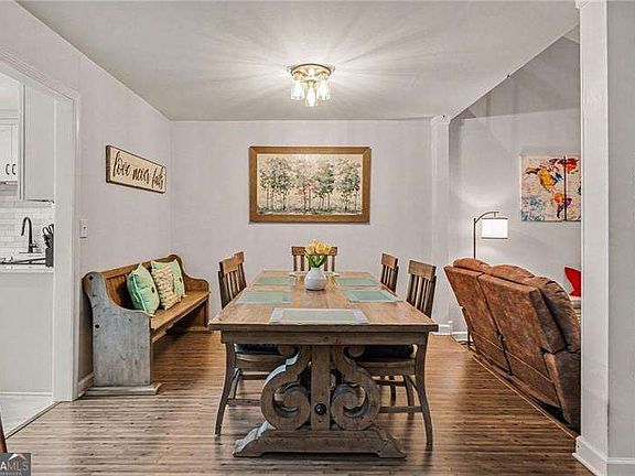 4th image of 3078 Balearic Dr SE