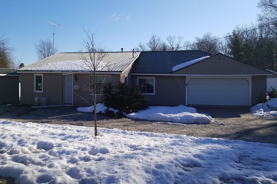 1st image of 11126 N Bingham Ave