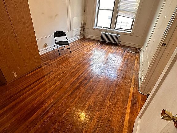 4th image of 49 E 19th St APT 45