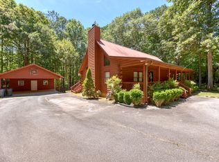 700 Mountain Shadows Rd, Hamilton, GA 31811