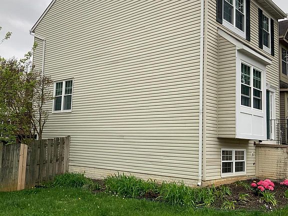 2nd image of 500 Falkirk Ct