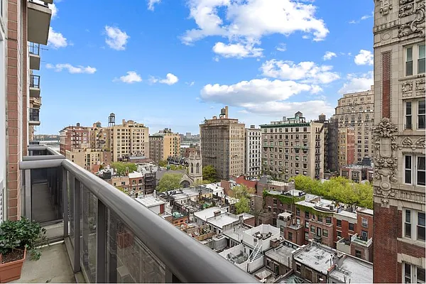 Rented by Douglas Elliman | media 9