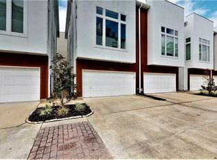 2730 Clay St, Houston, TX 77003