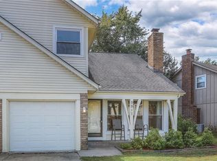 9817 W 83rd Ter, Overland Park, KS 66212