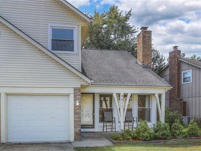 9817 W 83rd Ter, Overland Park, KS, 66212