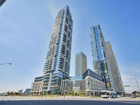 1000 Portage Pkwy #2206, Vaughan, ON L4K 0L1