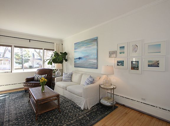 2nd image of 34 Franklin Ave